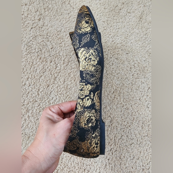 Like New Christian Siriano by Payless Black and Gold Flats Size 6 - Picture 2 of 6